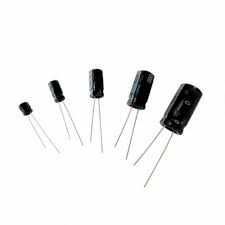 CAPACITOR ELECTROLITICO TIPO RADIAL 2700UF 6.3V                         CE-2700/6.3V